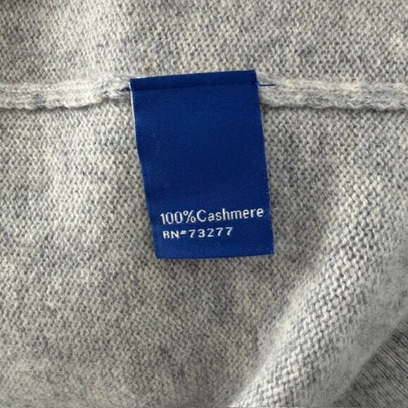 APT 9 100% Cashmere Light Heather Gray V Neck Tunic Sweater Medium - Picture 11 of 11